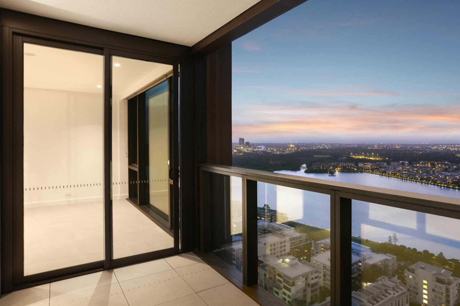 Dusk_3004-36 Walker St, Rhodes, NSW 2138