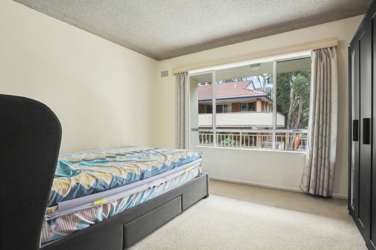 10_63 Oxford St, Epping-3.jpg