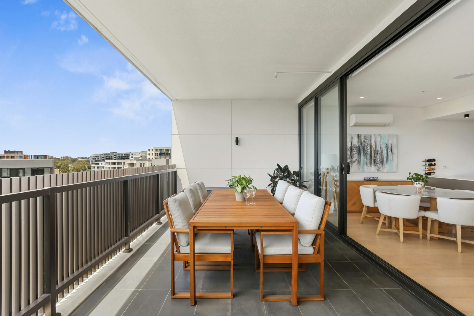 11073_17 Amalfi Dr, Wentworth Point_07.2