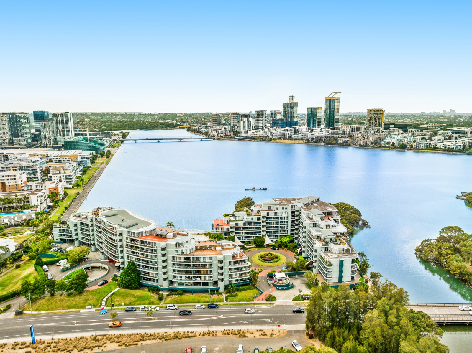96/27 Bennelong Parkway, WENTWORTH POINT