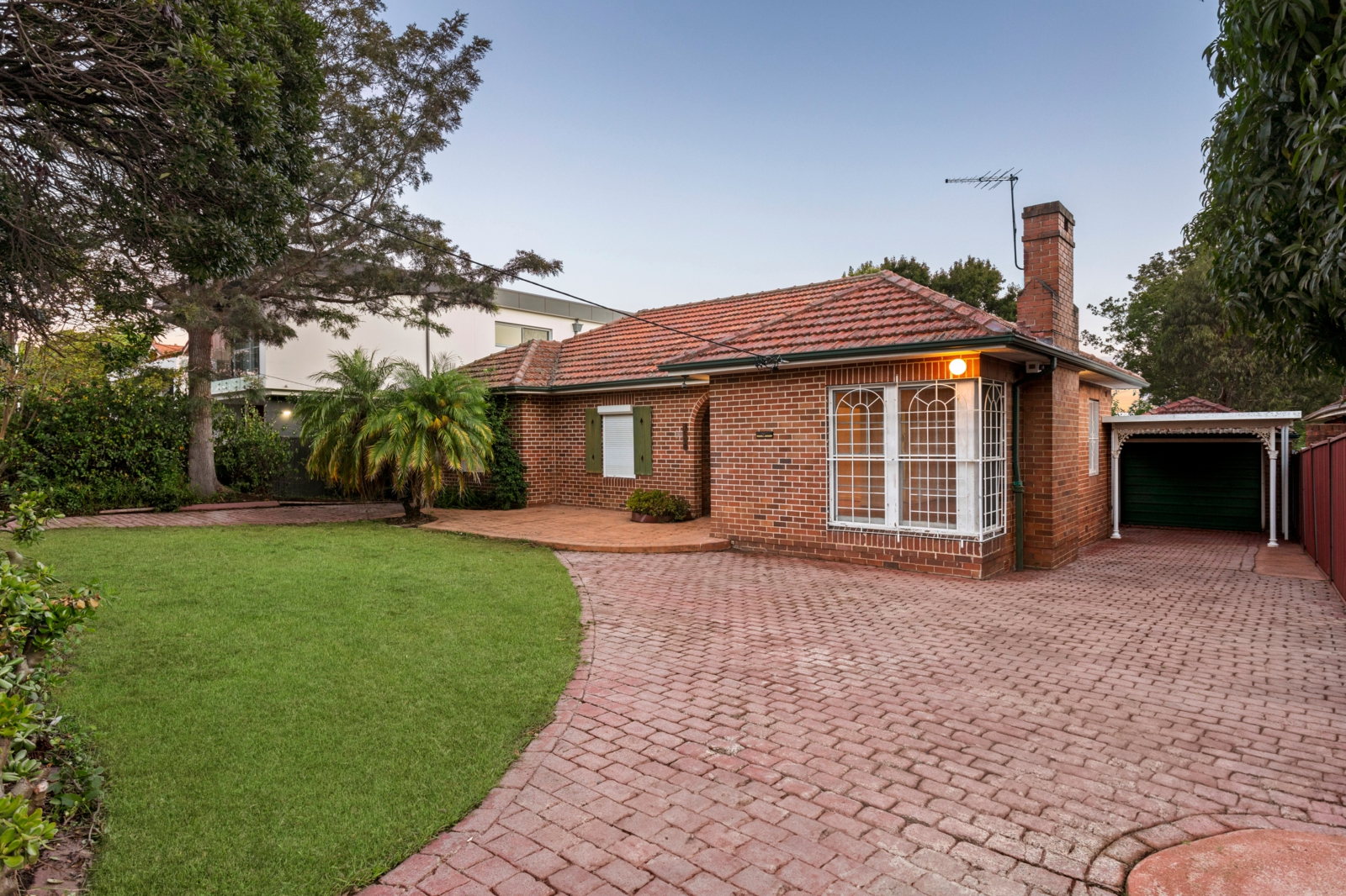 Dusk_102 Barker Rd, Strathfield_1.jpg