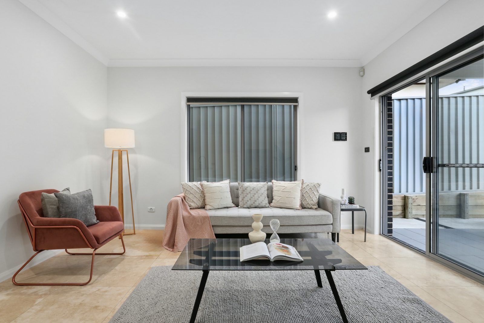 2A Gallipoli St, Lidcombe_3.jpg