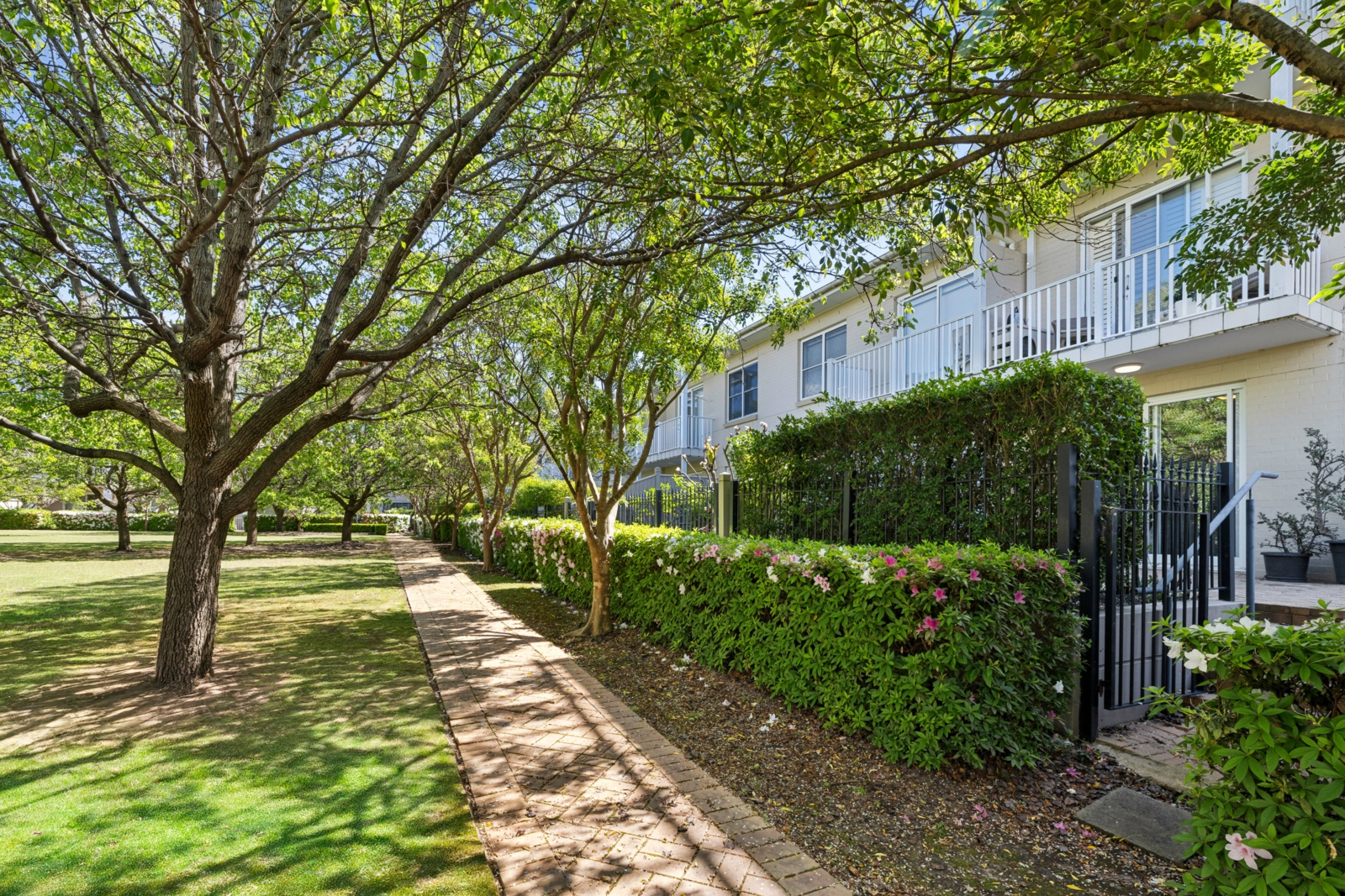 101-14 Orchards Ave, Breakfast Point_5.j