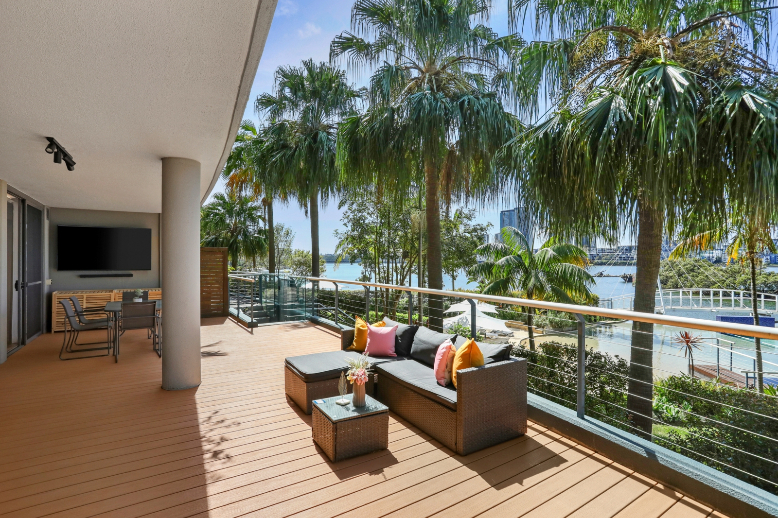 1/27 Bennelong Parkway,Wentworth Point