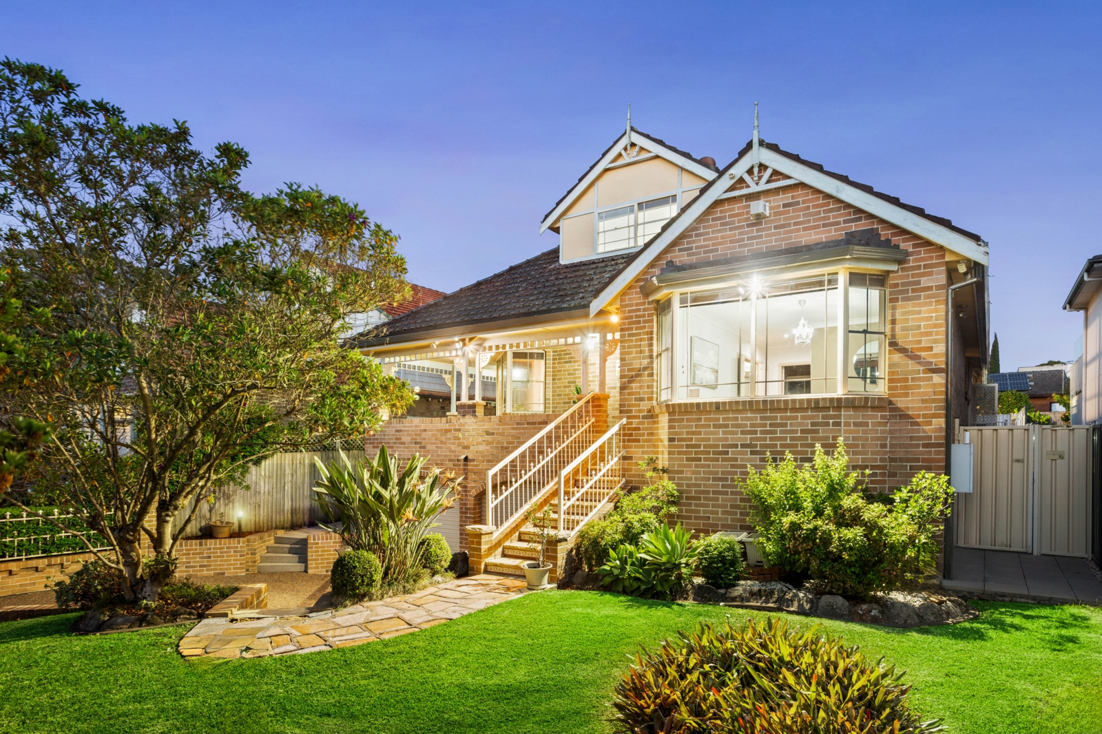 12 Pemberton Street, STRATHFIELD