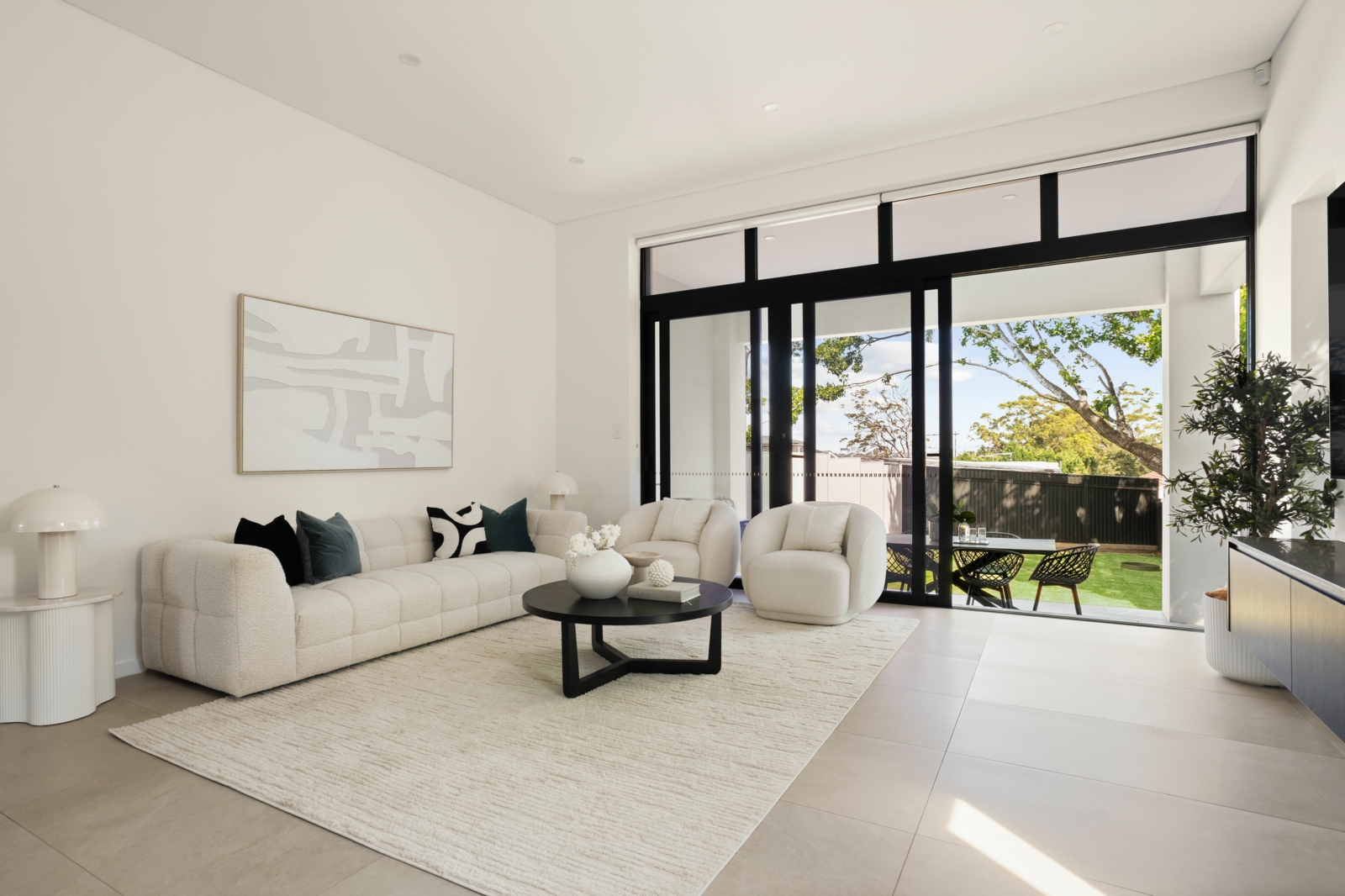 60B Canarys Rd, Roselands-1.jpg