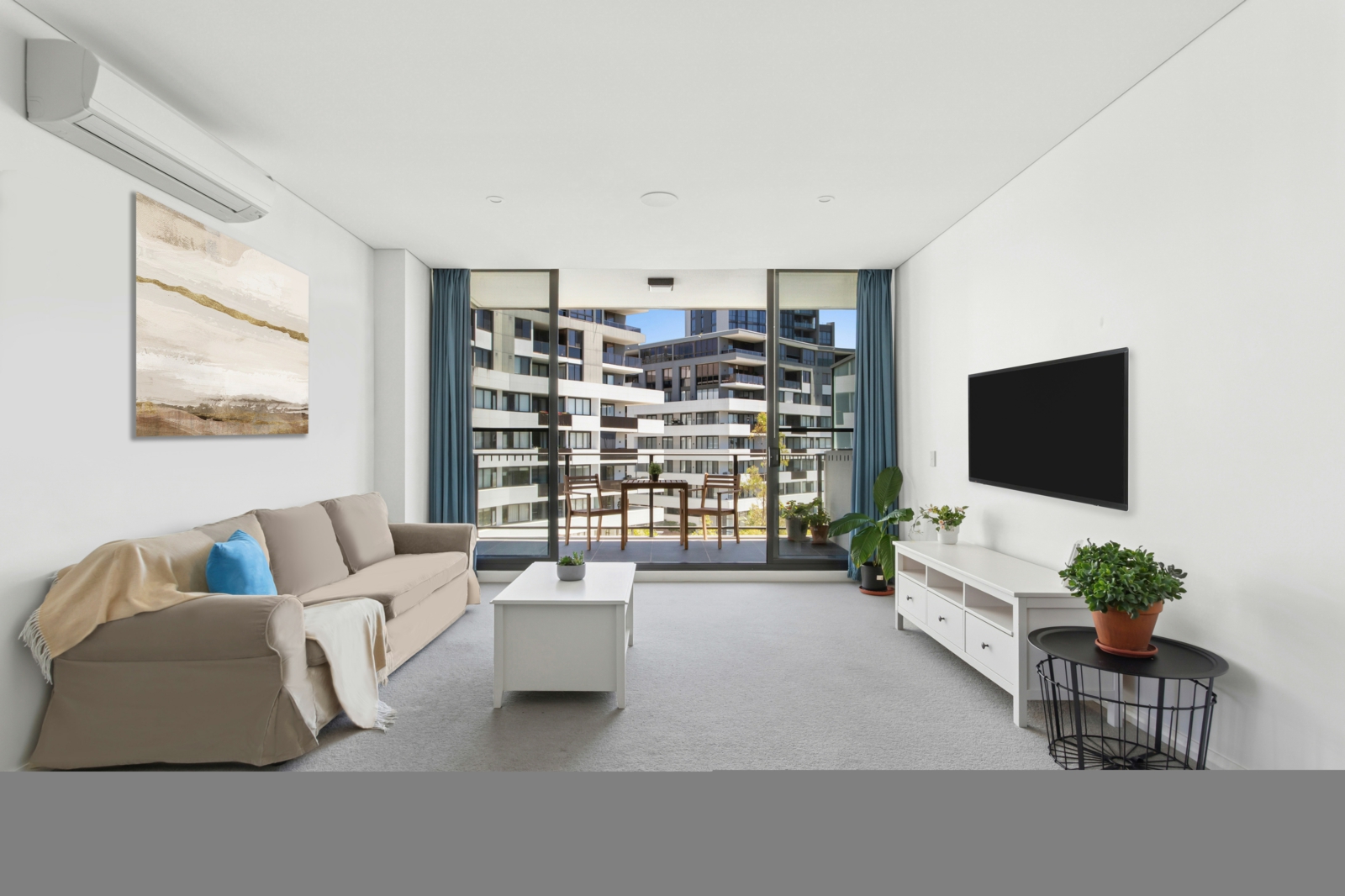 10001-16 Amalfi Dr, Wentworth Point_1.2