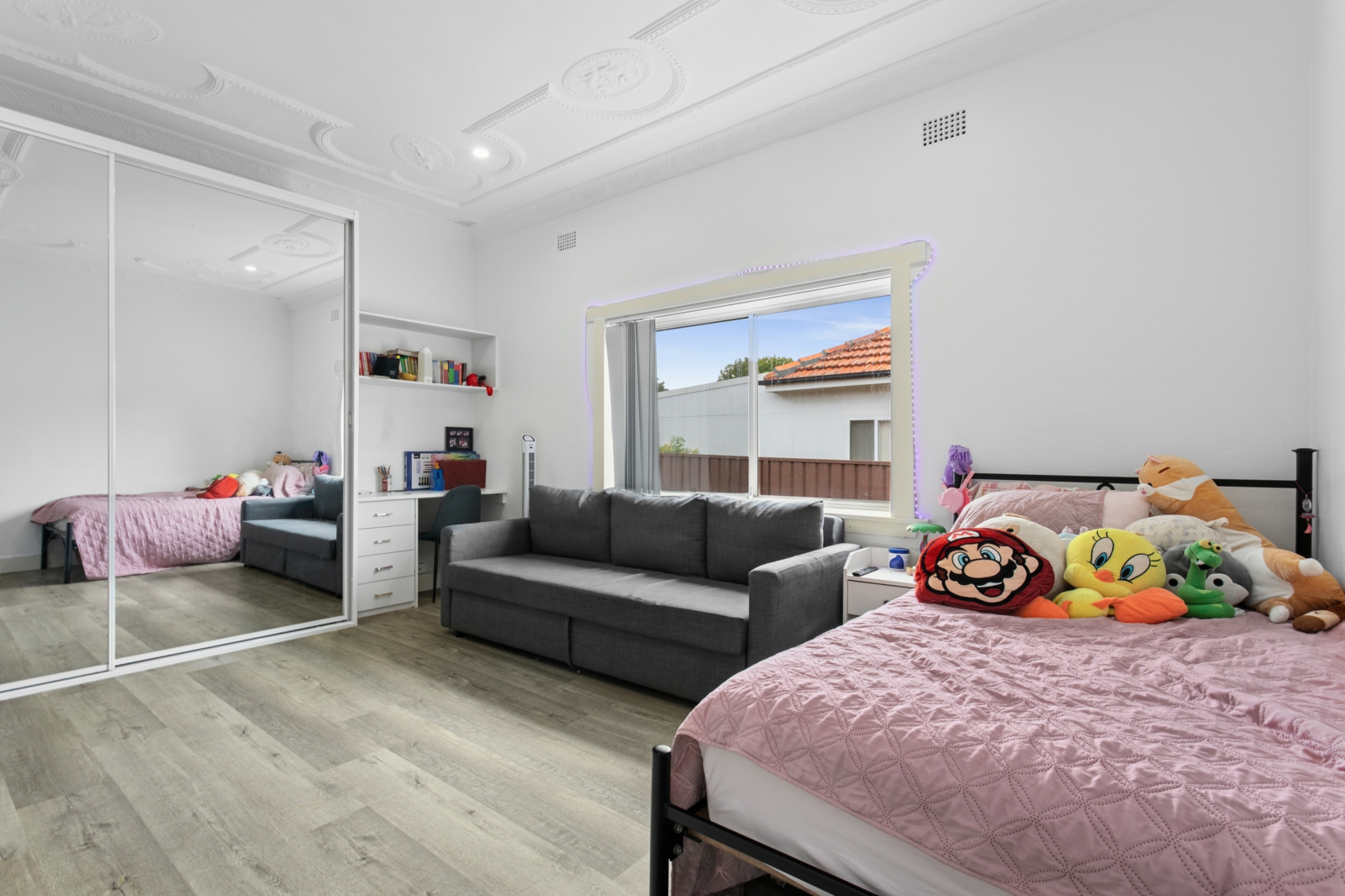 54 Cornwall Rd, Auburn_1.jpg