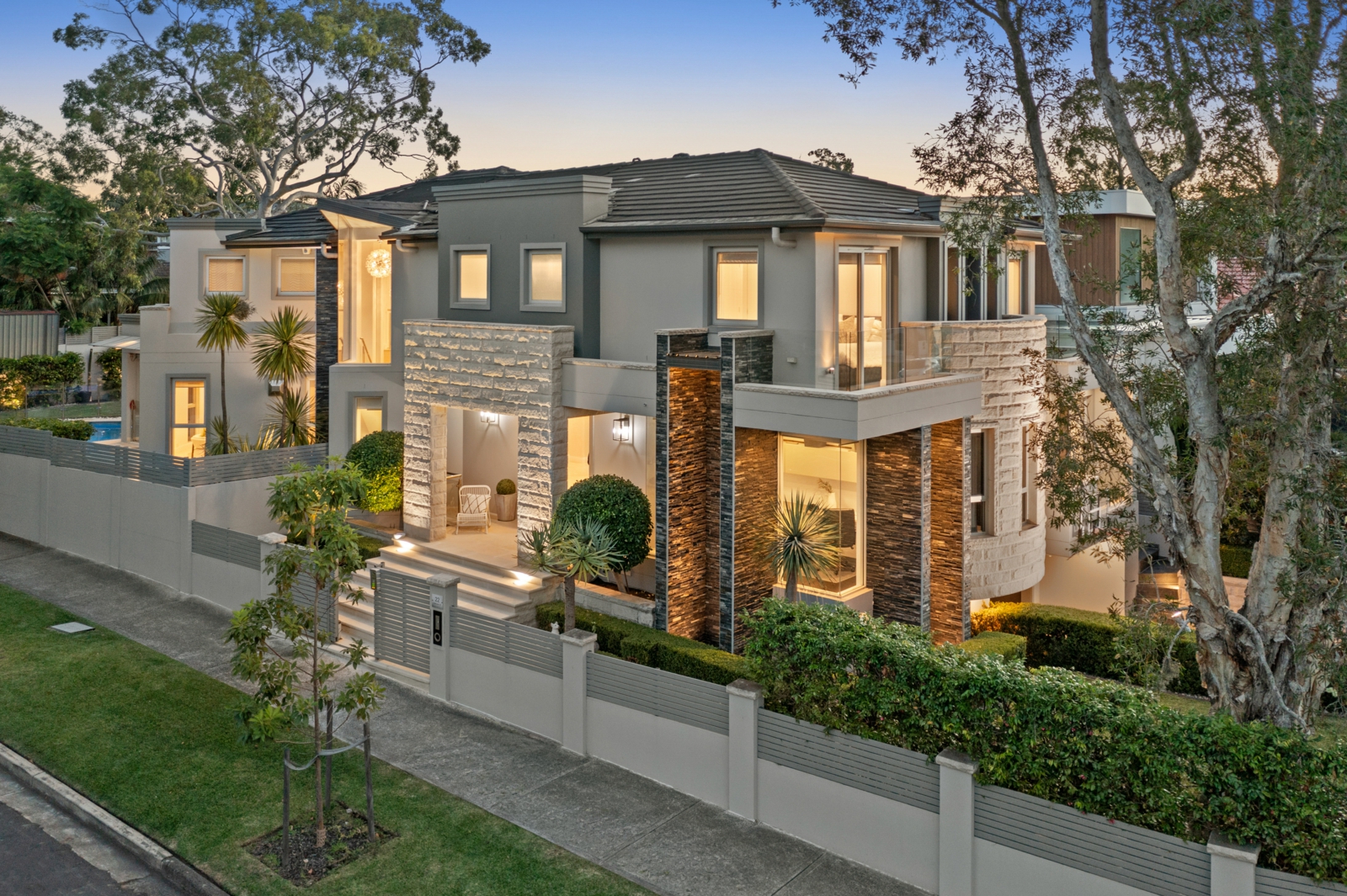 Dusk_22 Karuah St, Strathfield_01.jpg