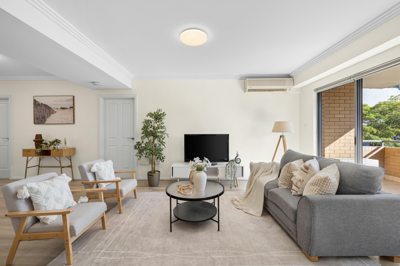 22-43 The Boulevarde, Strathfield_02.jpg