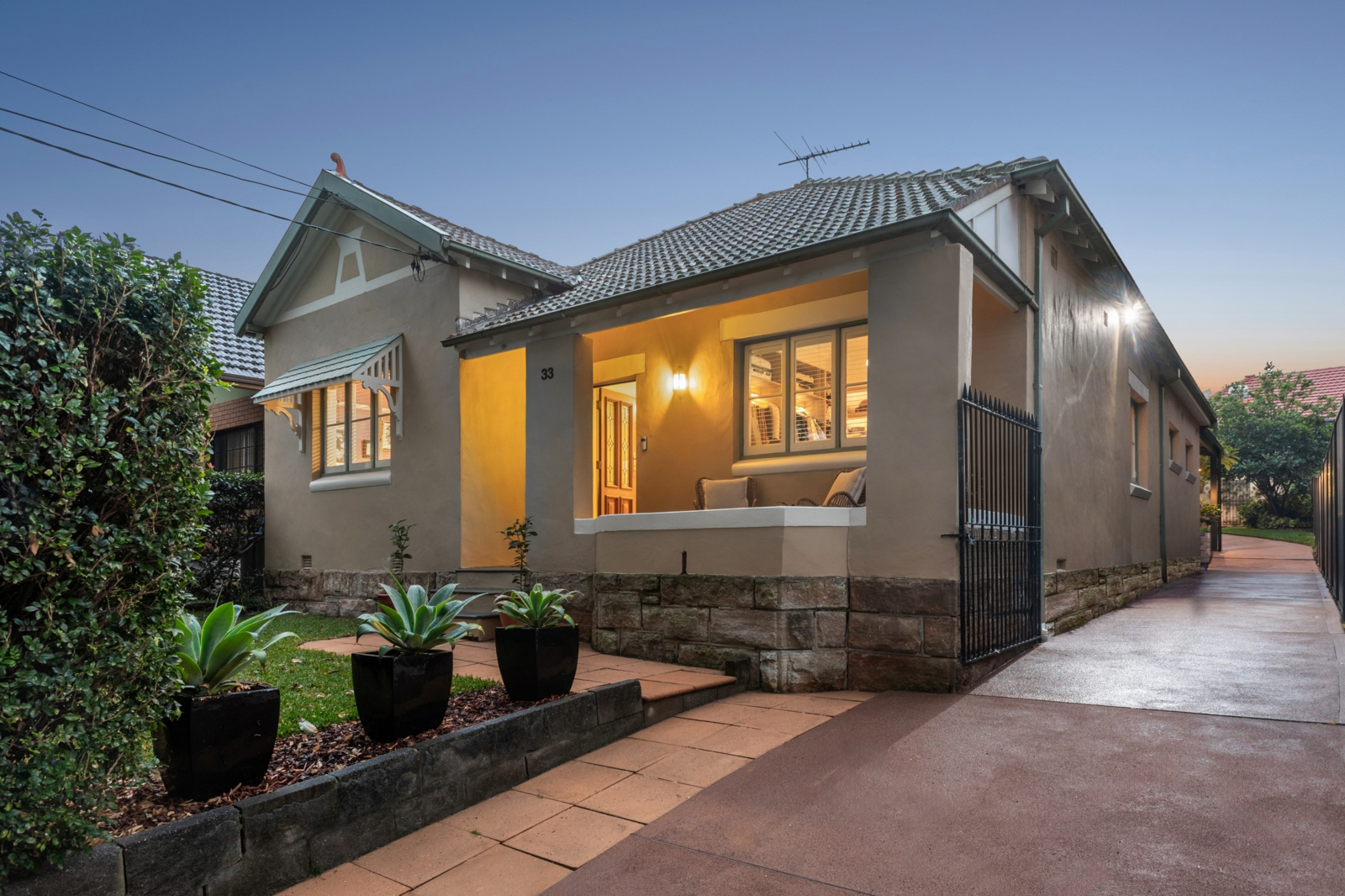 Dusk_33 Links Ave, Concord_01.jpg
