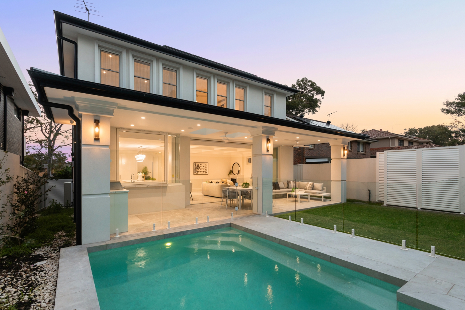 Dusk_21 Russell St, Oatley_02.jpg
