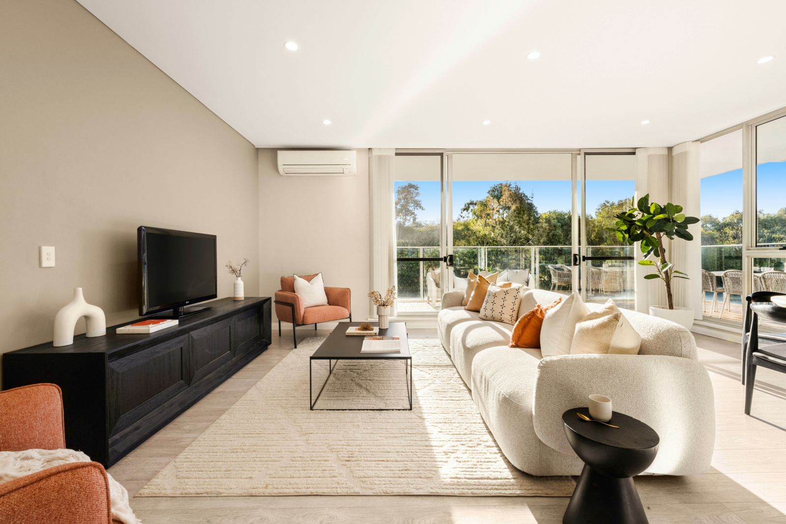485_33 Hill Rd, Wentworth Point, NSW 212