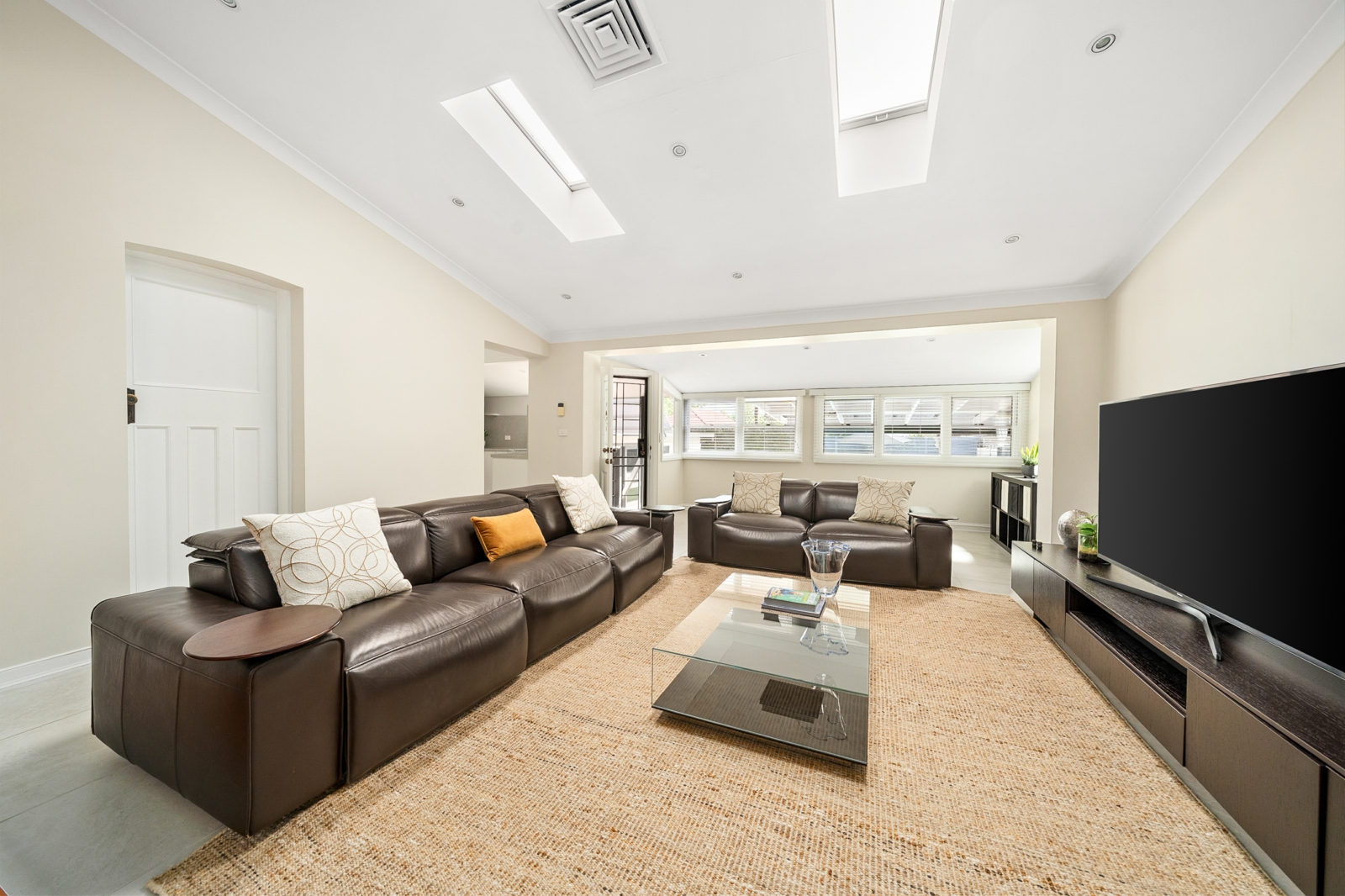 17 Kelso Street, Burwood Heights-5.jpg