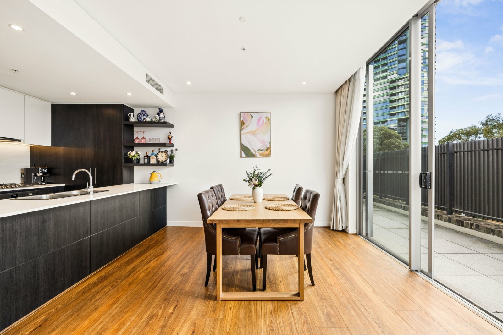 20102-2B Figtree Dr, Sydney Olympic Park
