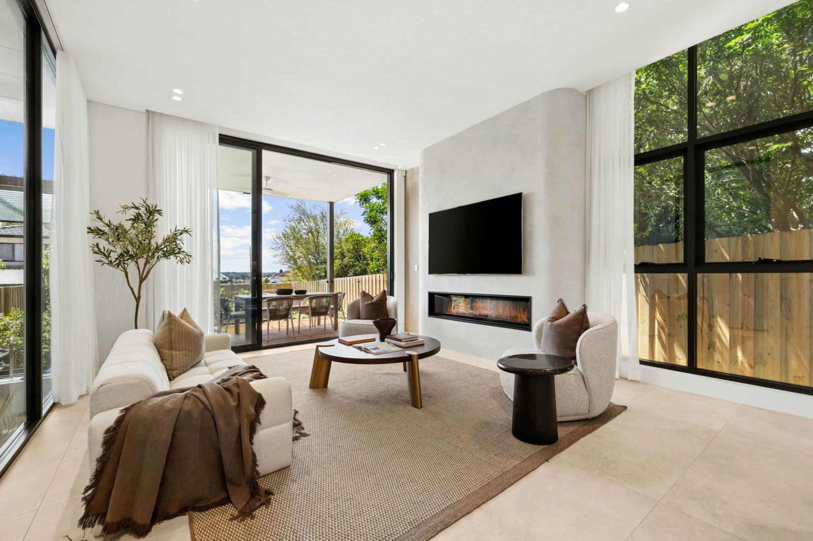 1 Selborne St, Burwood_03.jpg