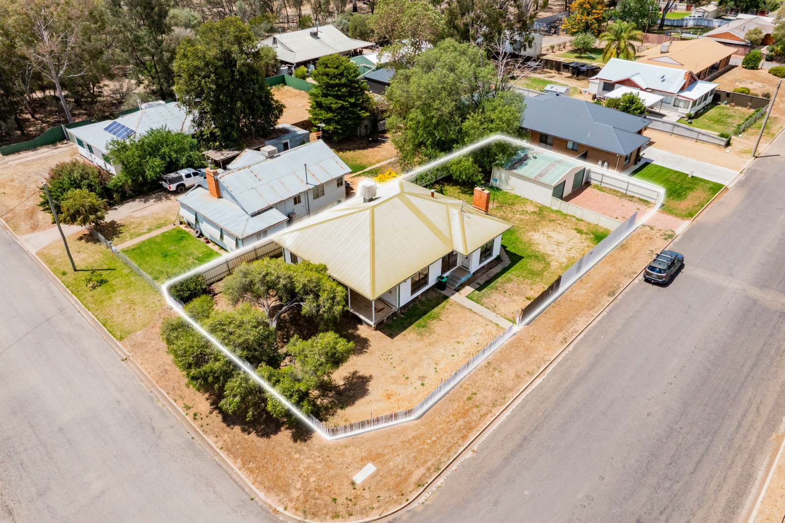 6 Chant Street,Darlington Point