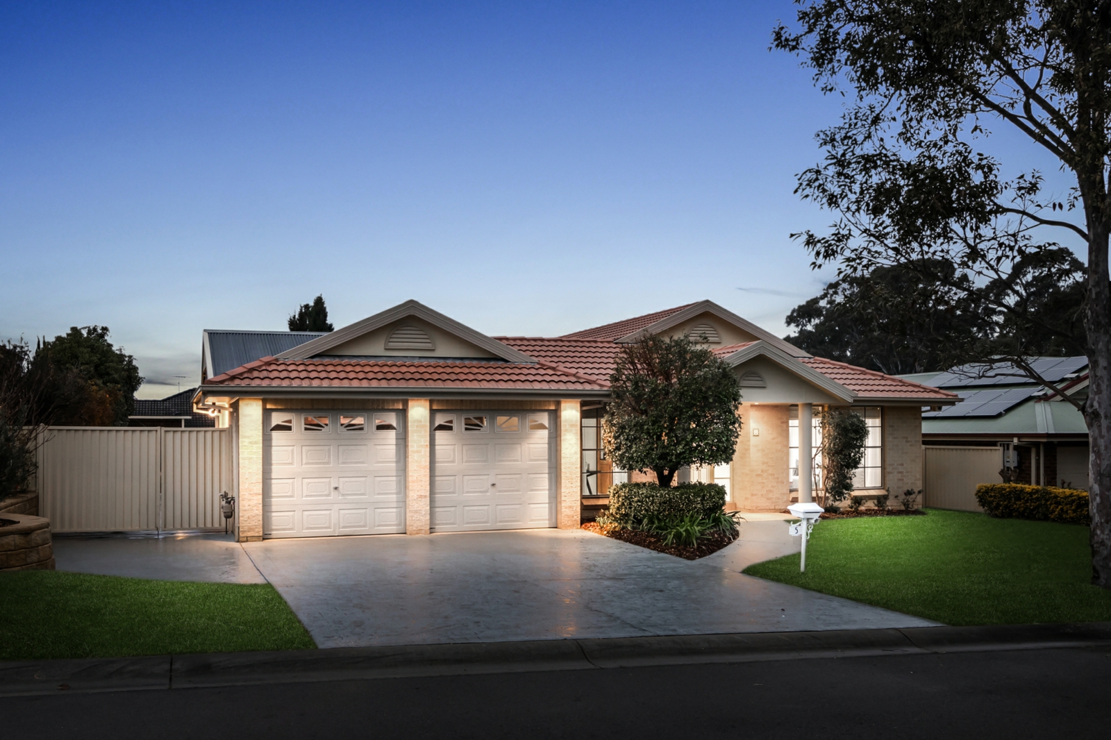 5 Glen Abbey Street, ROUSE HILL