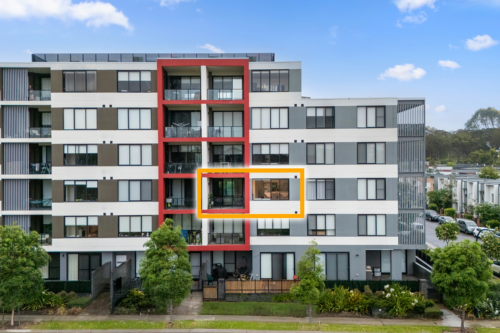 208/10 Grassland Street, ROUSE HILL