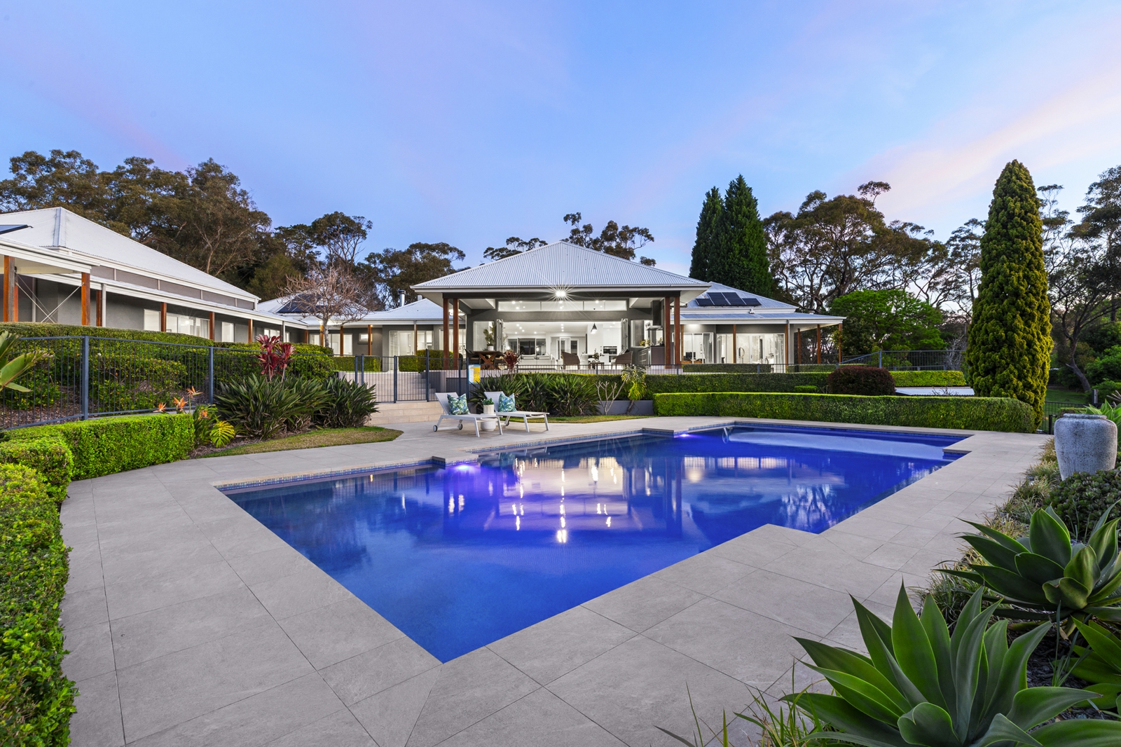 77 Crosslands Road, GALSTON