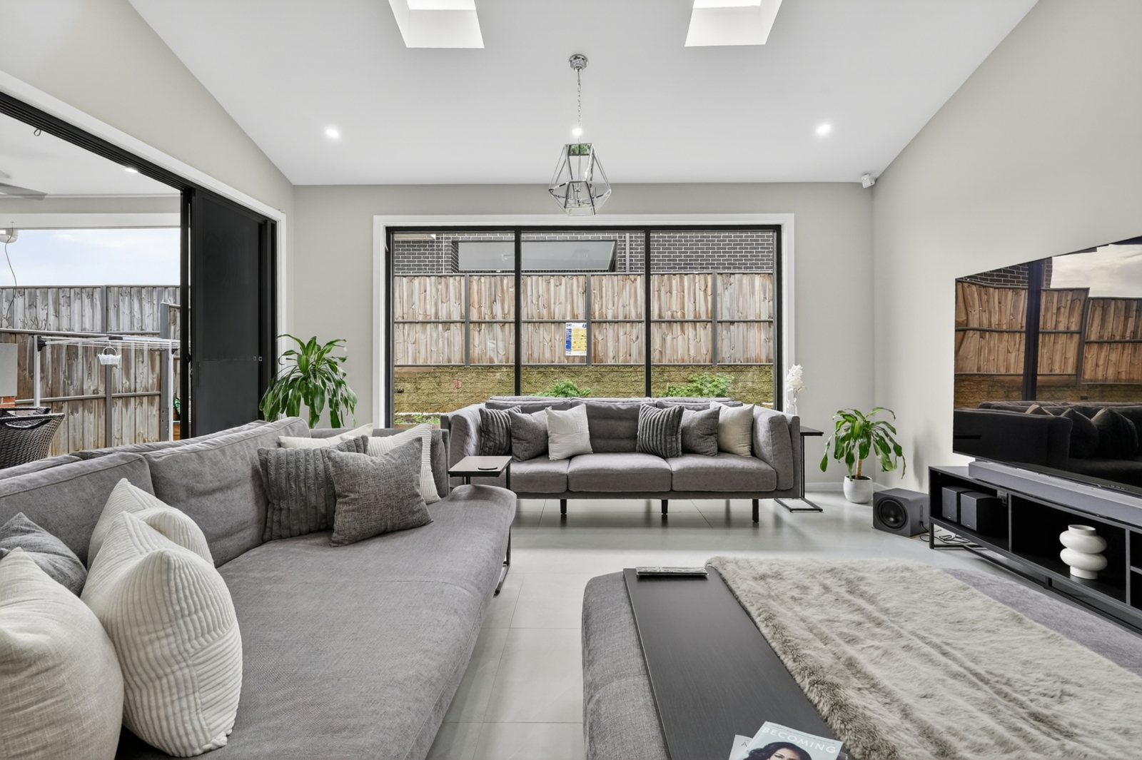 49 Newmarket Parkway Box Hill -3.jpg