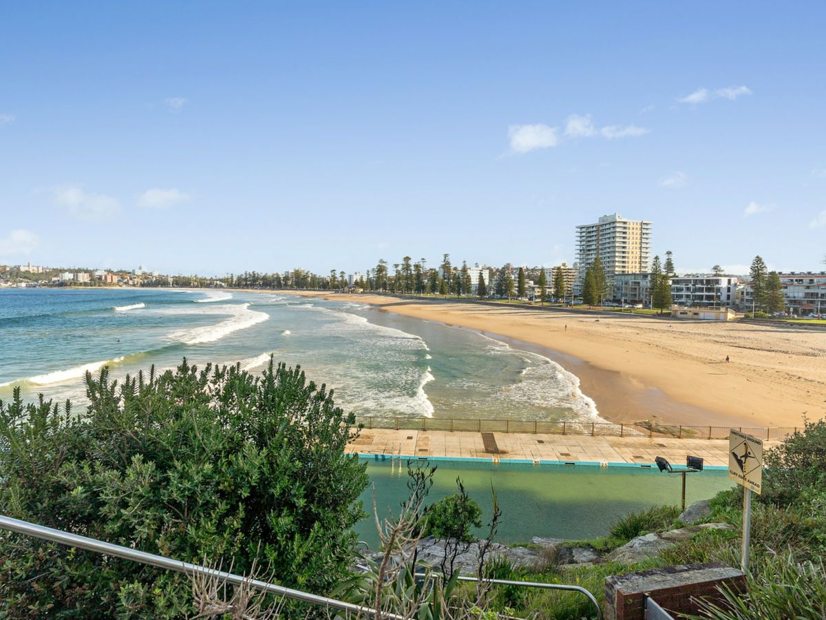 Access to Manly Beach_Swimming Pool