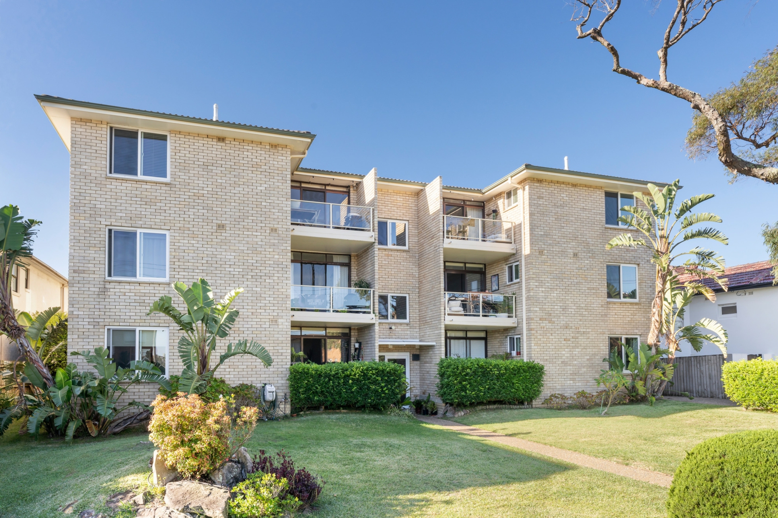 2/95 Crown Road, QUEENSCLIFF