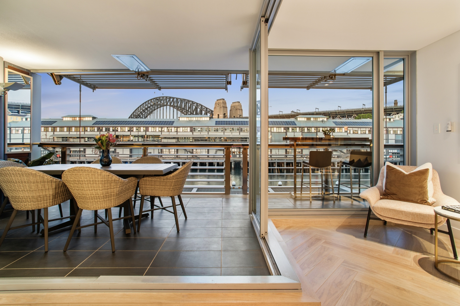 319/19 Hickson Road, WALSH BAY