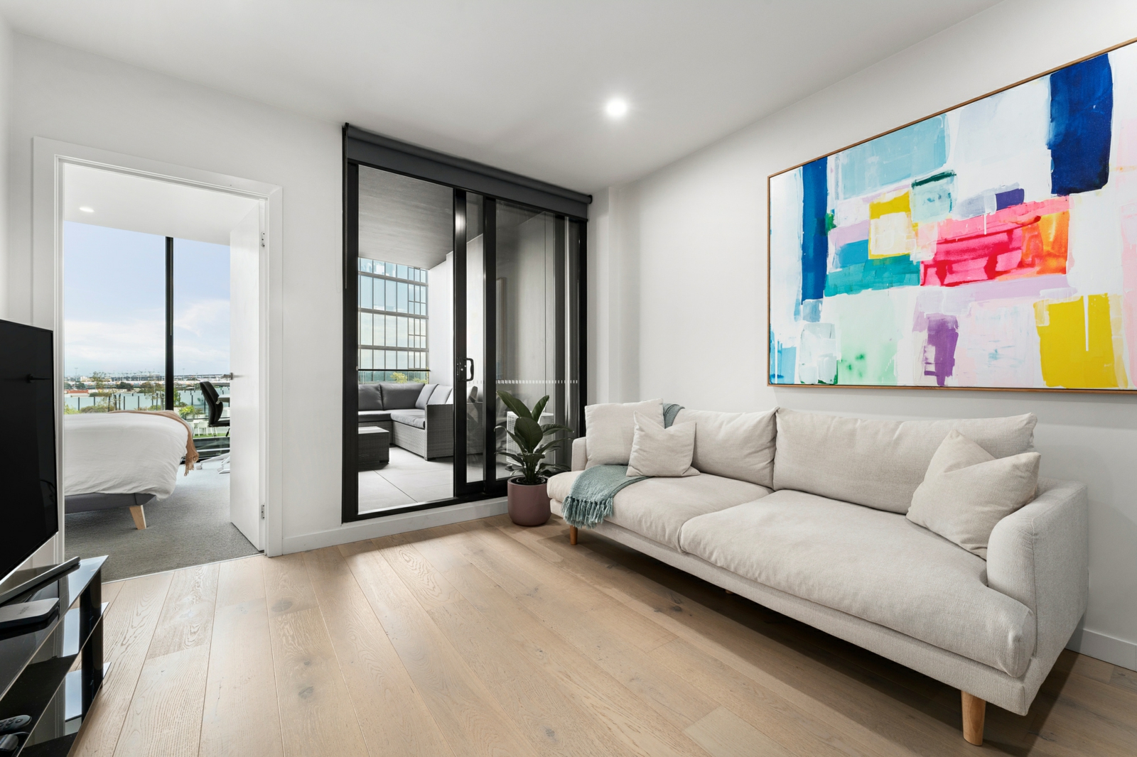 612/4 Joseph Road