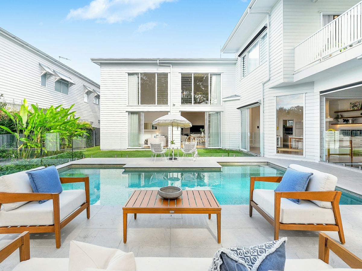 Rear Pool and Facade_v3