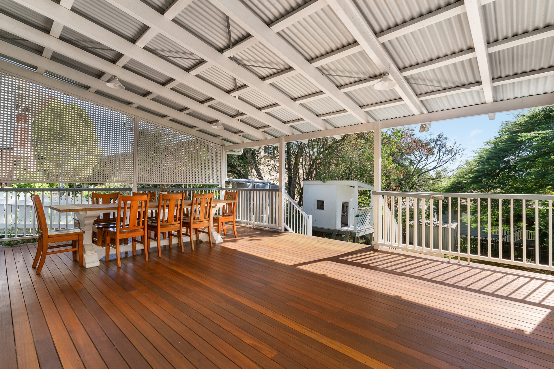 Outdoor Entertaining Deck