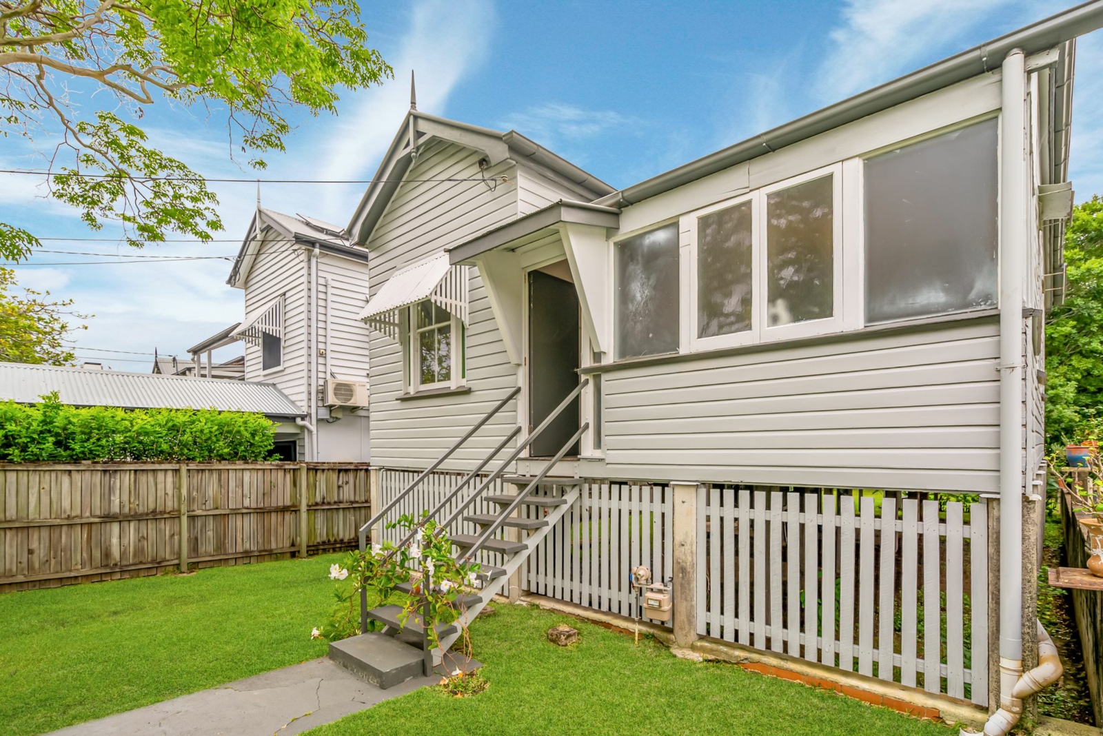 16 Wellington Street, LUTWYCHE