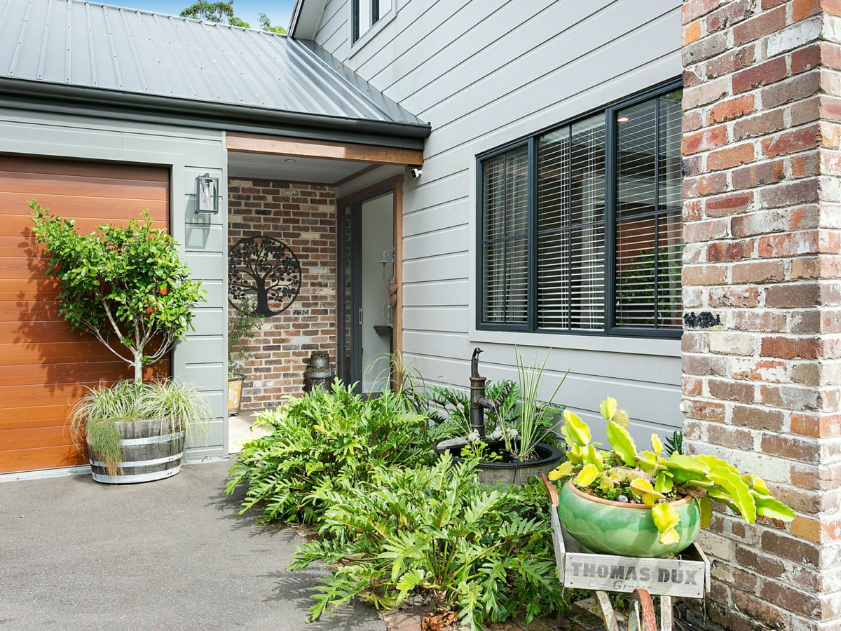 Entry House 2