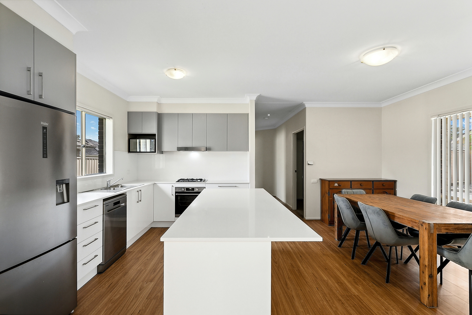 Kitchen_Dining