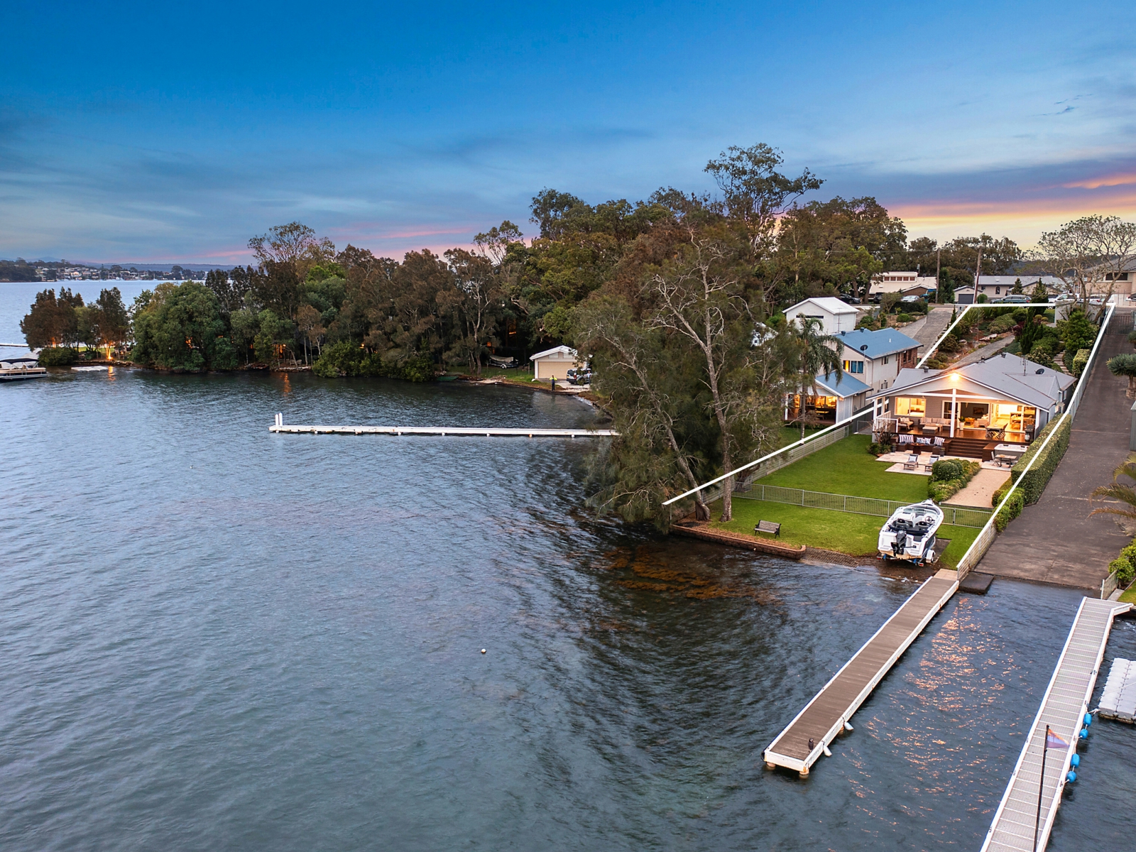 62 Gordon Avenue, SUMMERLAND POINT