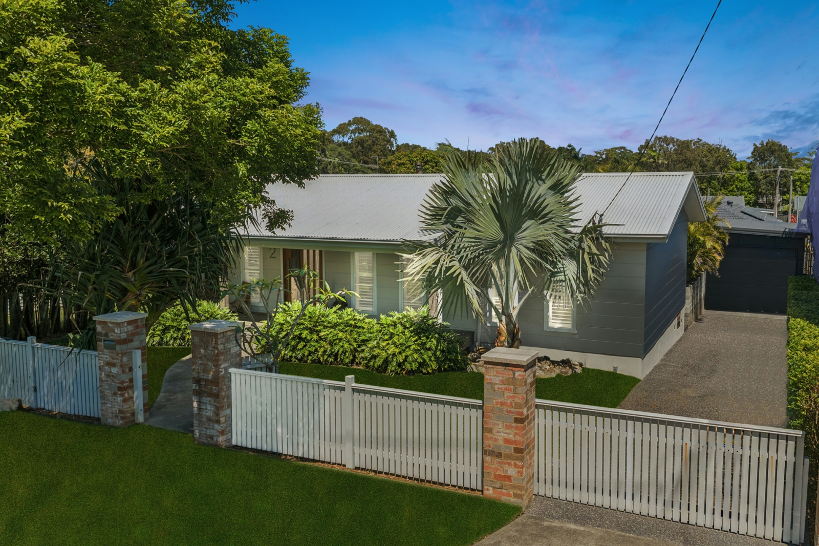 2 Banksia Street,Canton Beach