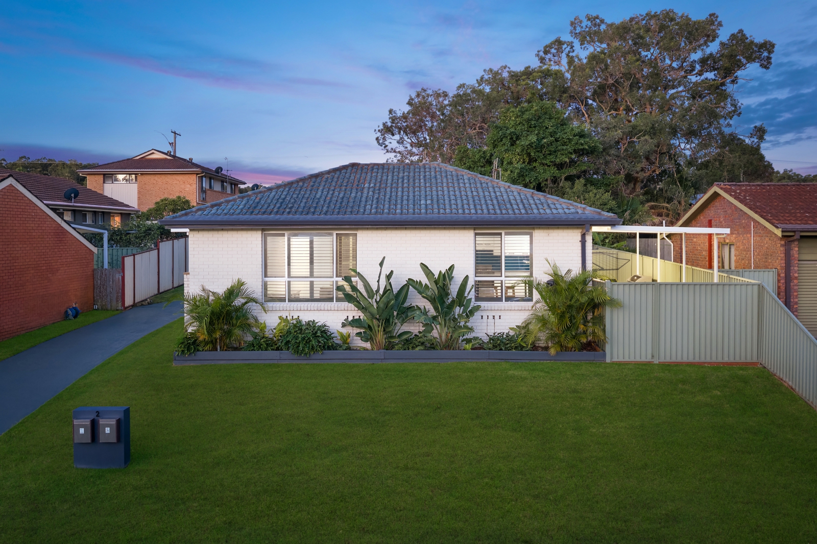 2/2 Rodney Close, LAKE MUNMORAH