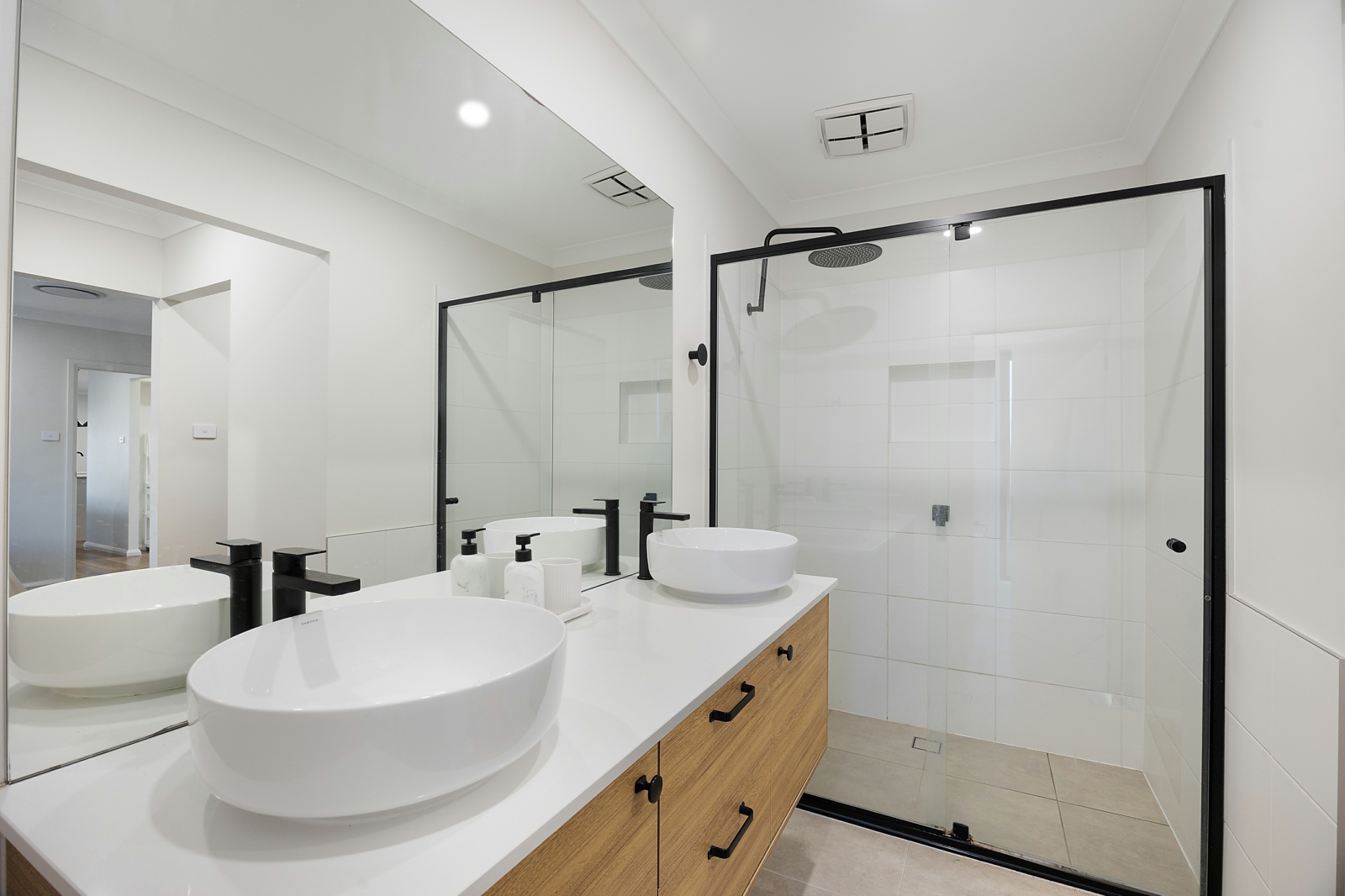 Ensuite