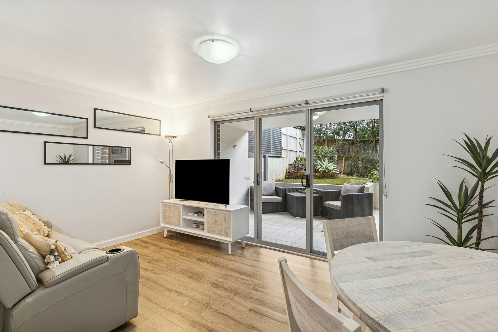 14/12-16 Shackel Avenue, BROOKVALE