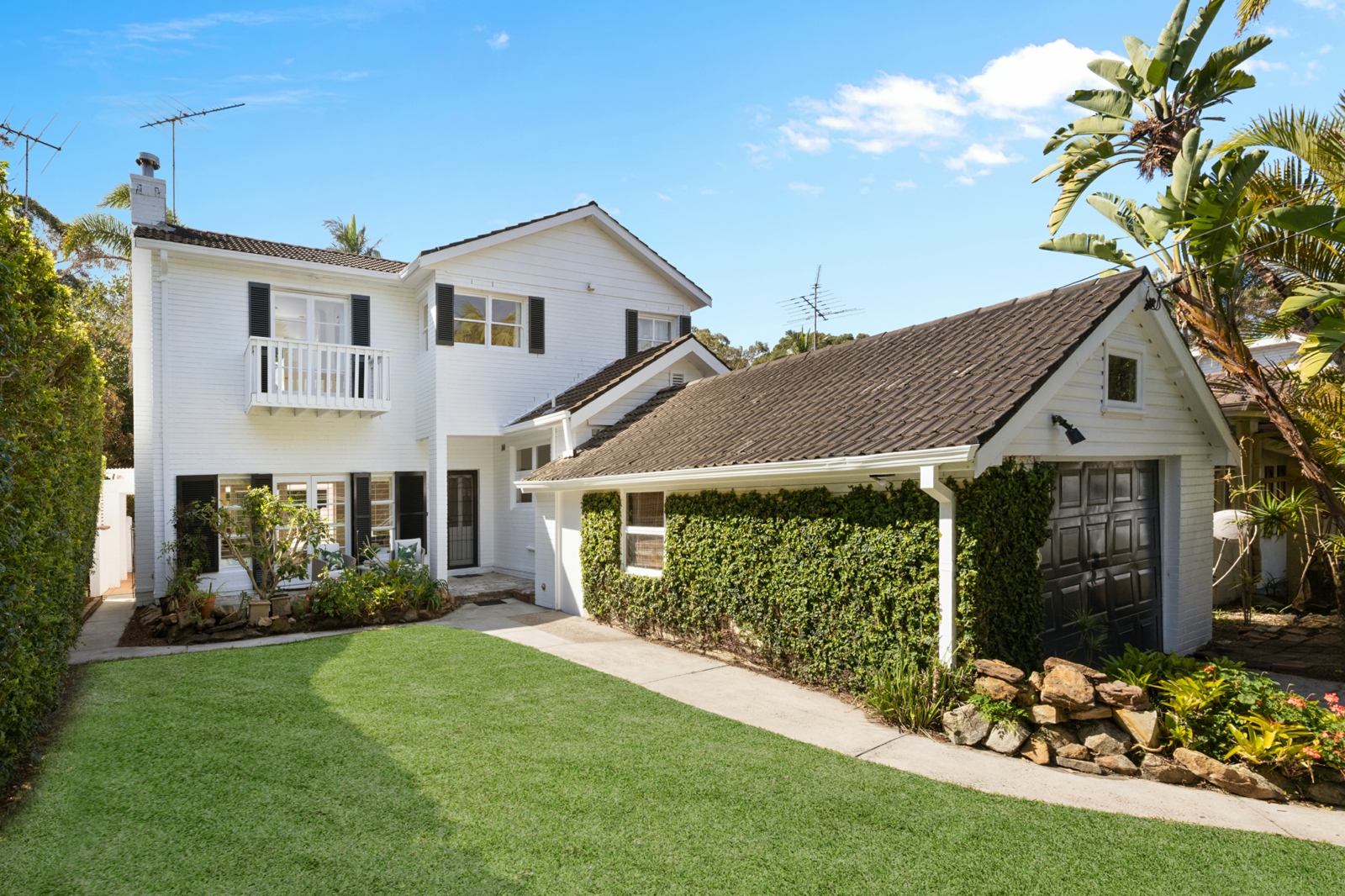 12 Hendy Avenue, COLLAROY