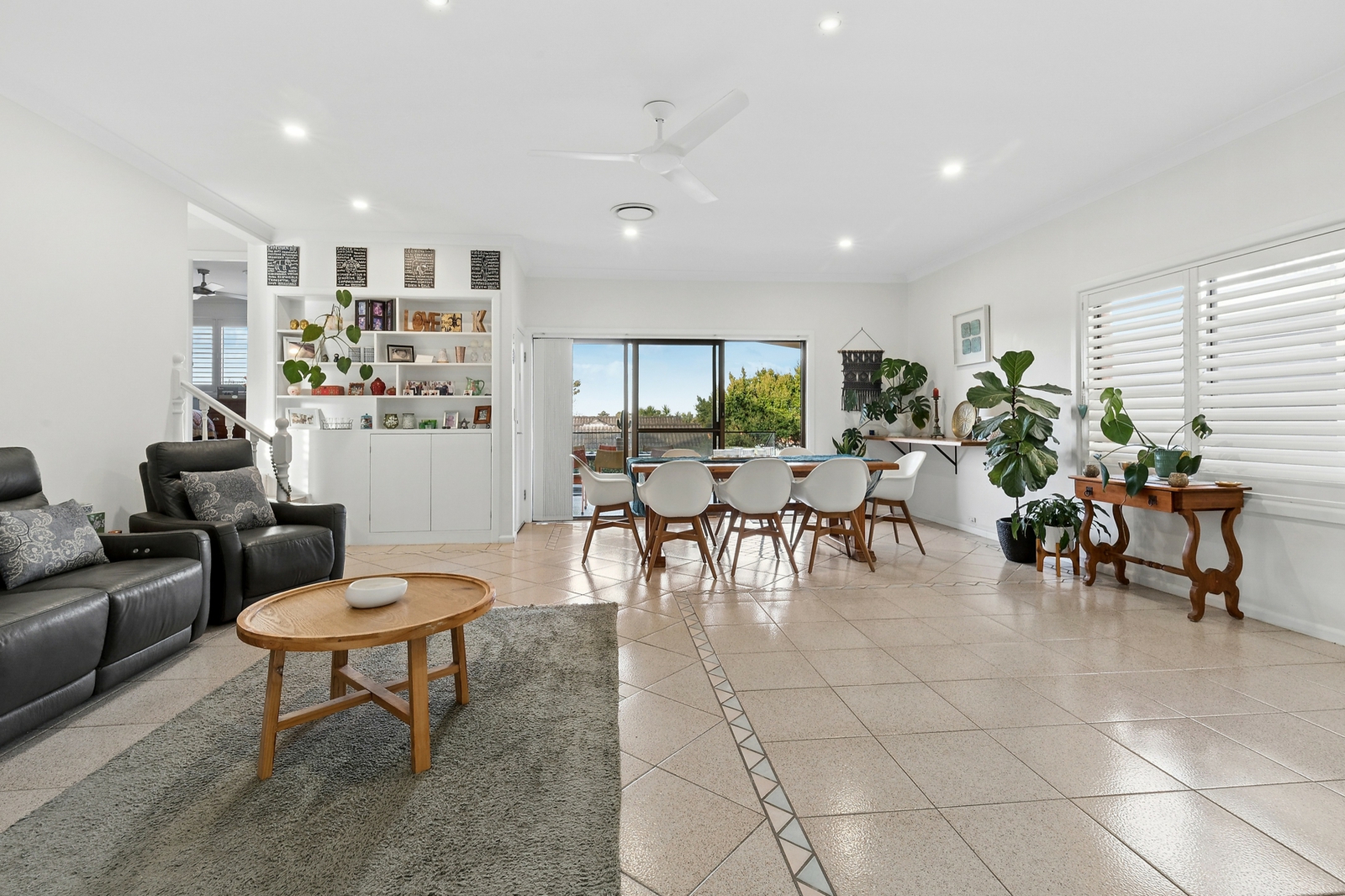 Living Room-01_HiRes.jpg