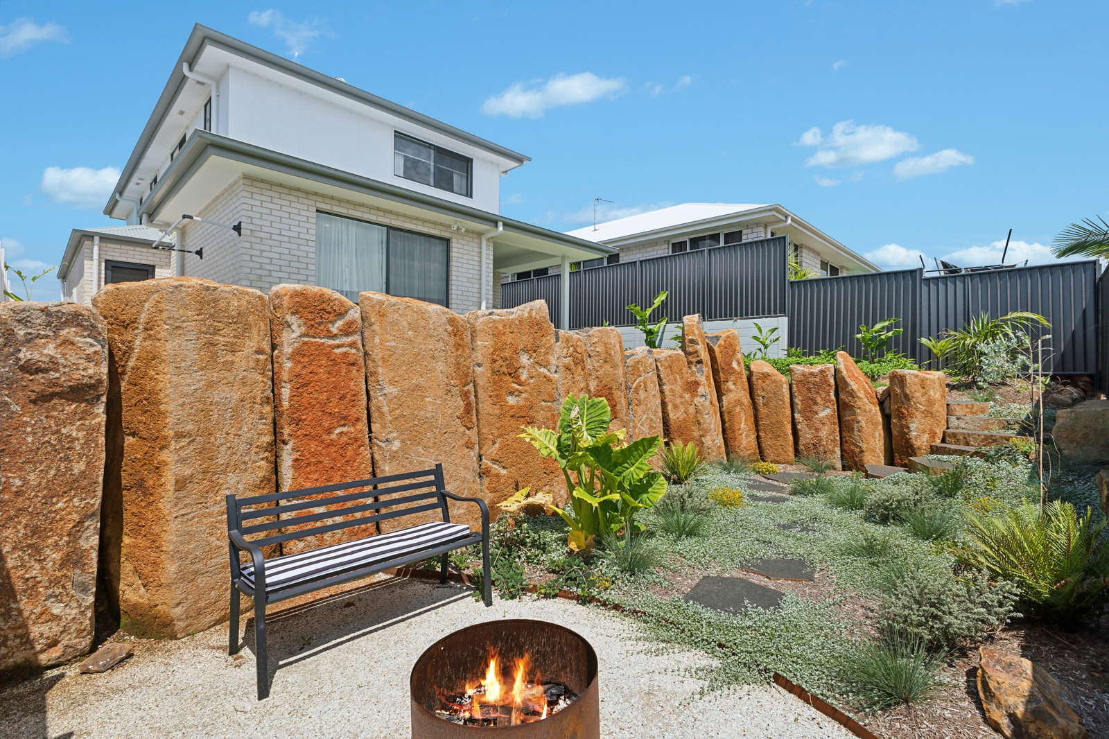 Landscape firepit