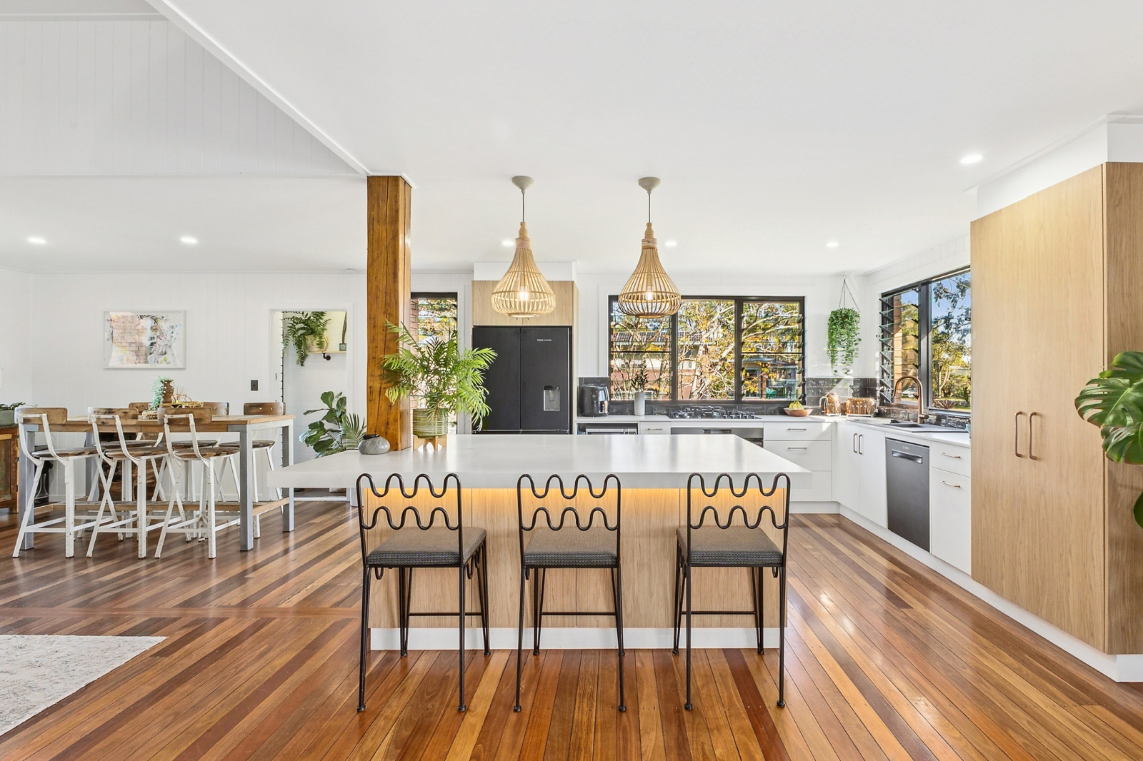 14 Wharf Street,Broadwater