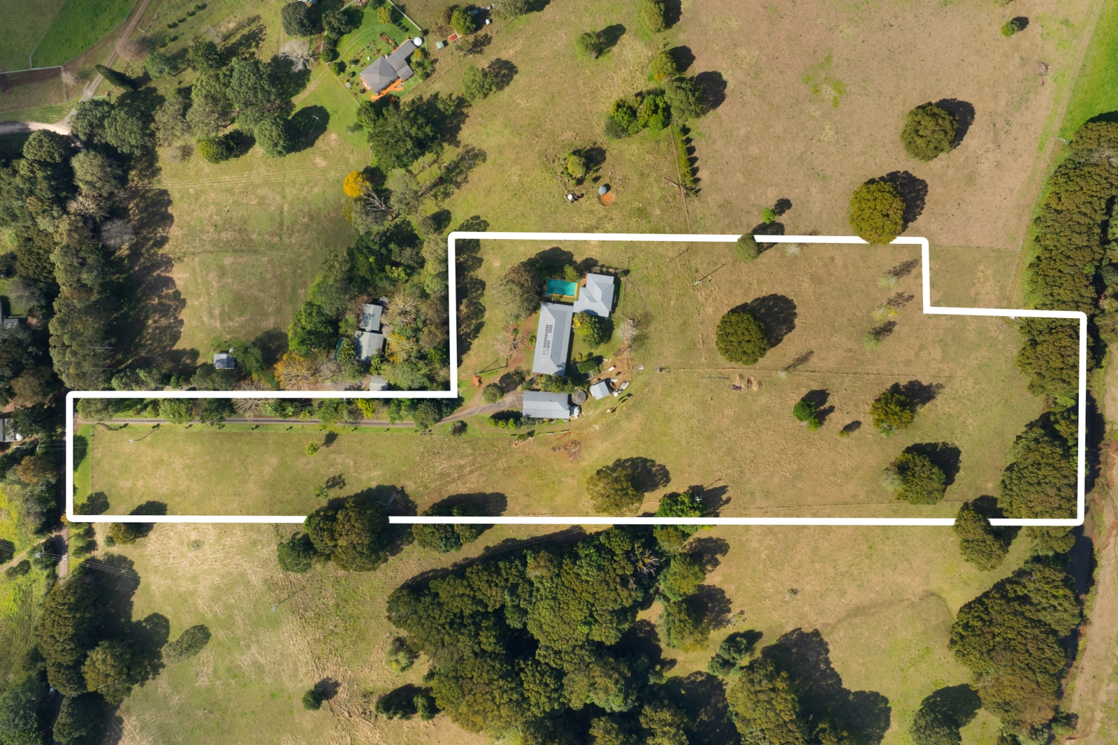 17.Aerial Birdseye-line.jpg