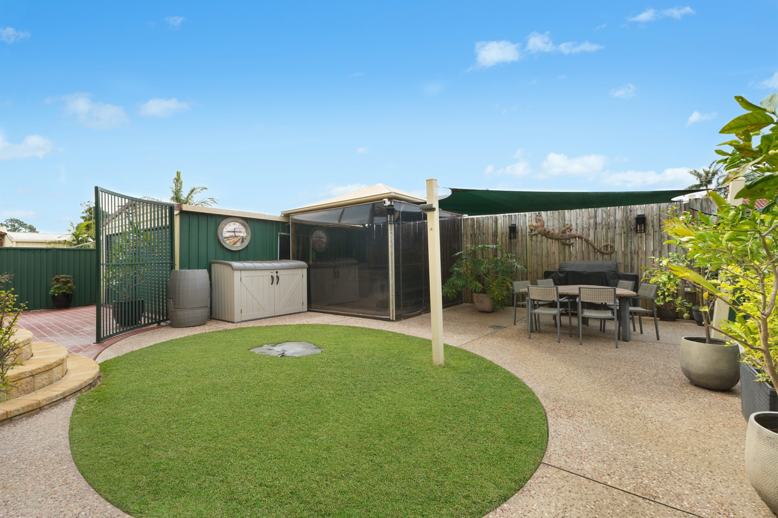 10. Backyard.jpg