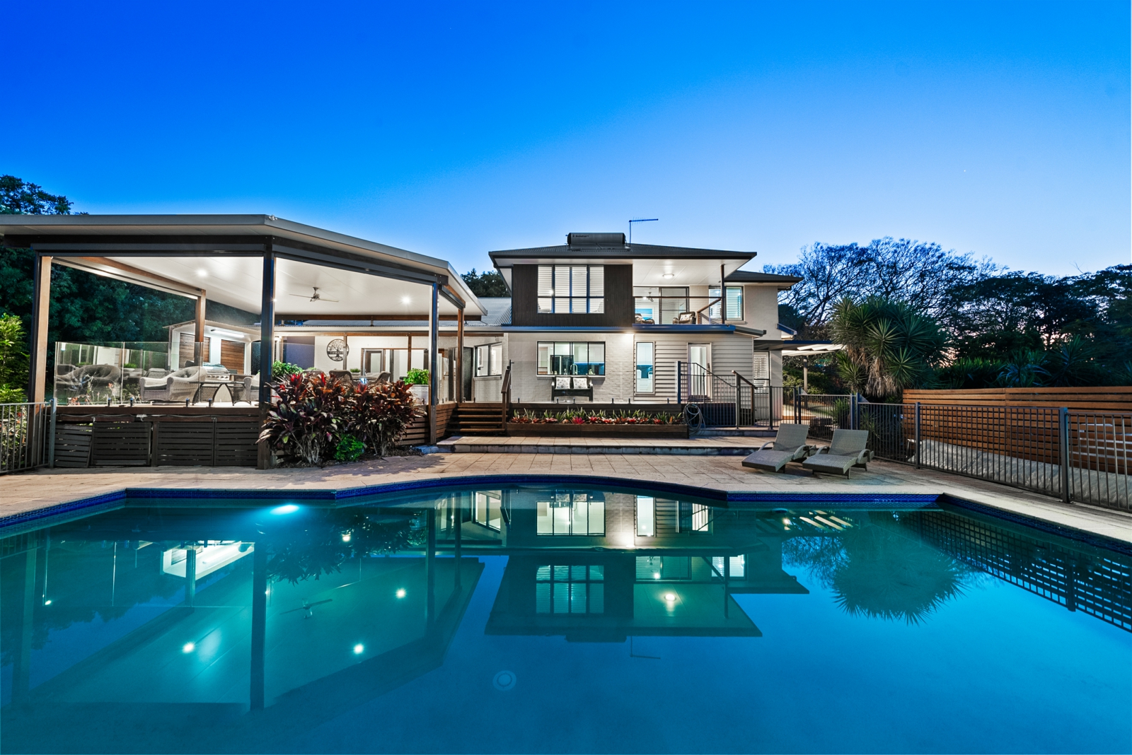 131 Phoenix Drive, TINTENBAR