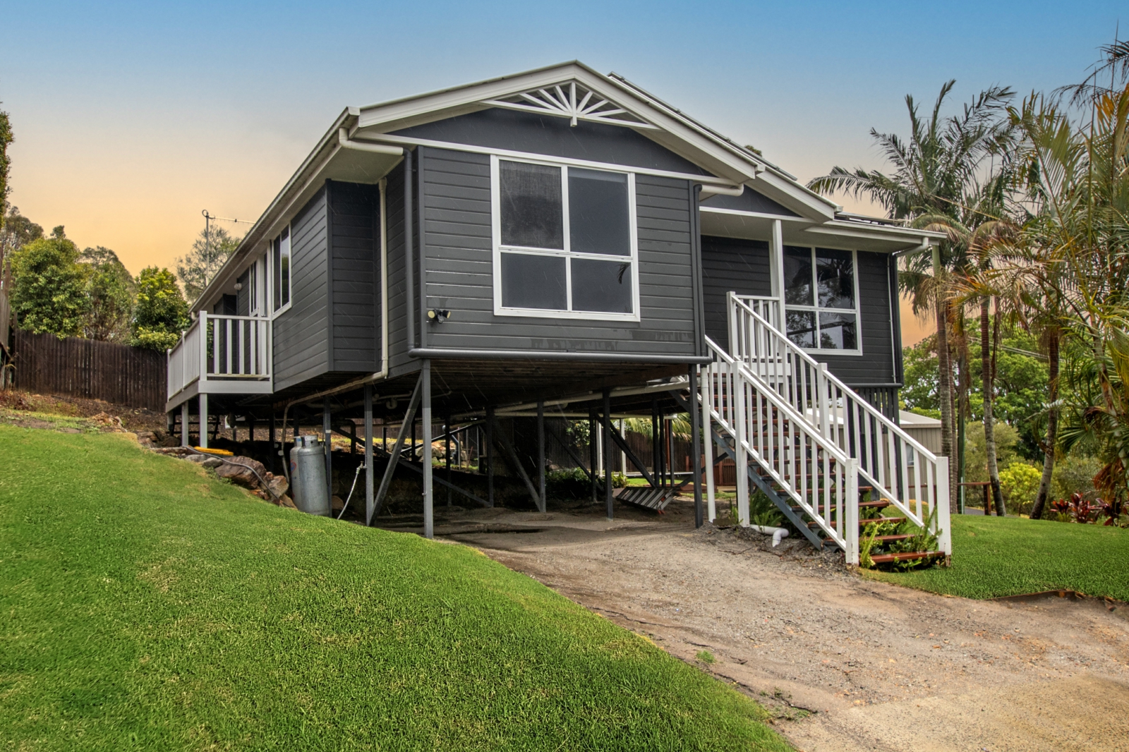 12 McDonald Street,Broadwater