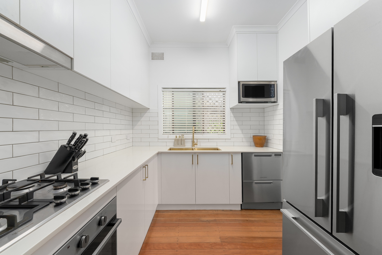 4. Kitchen.jpg