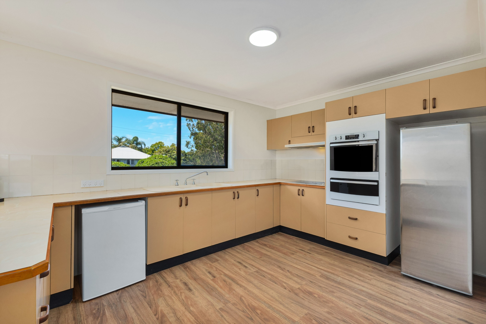 2.Kitchen Unit 4.jpg