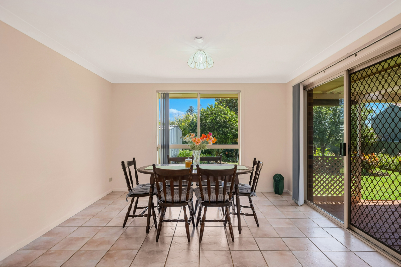 5.Dining Room.jpg